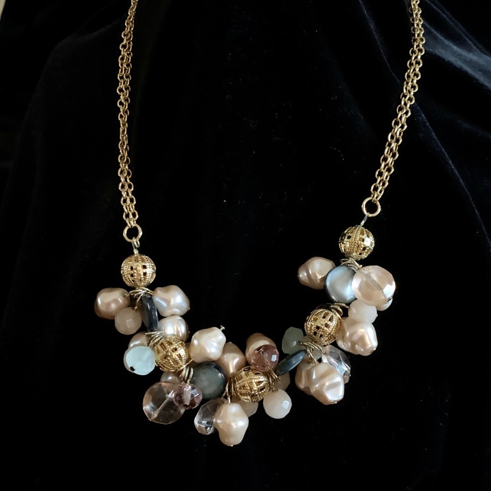 George statement necklace